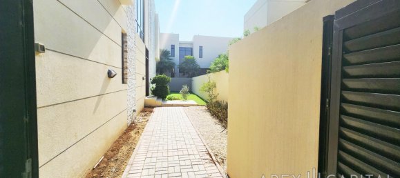 Вилла с 5 спальнями в DAMAC Hills (Akoya by DAMAC), ОАЭ № 6569 3