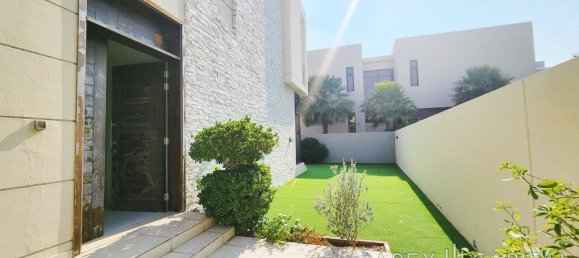 Вилла с 5 спальнями в DAMAC Hills (Akoya by DAMAC), ОАЭ № 6569 2