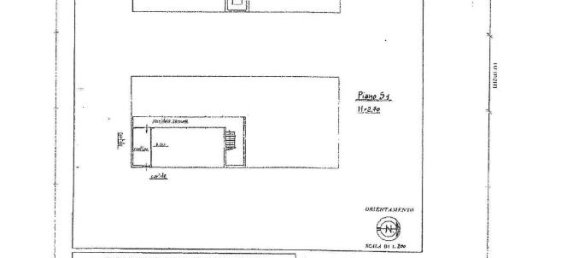 2-salle Appartement à Desio, Italy No. 38769 18