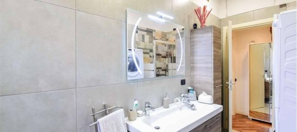 2-salle Appartement à Desio, Italy No. 38769 16