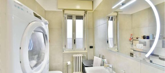 2-salle Appartement à Desio, Italy No. 38769 14