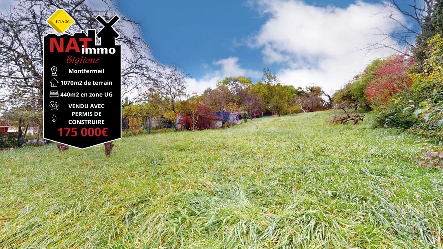 Terrain à Montfermeil, France 1066m² No. 147003