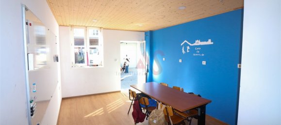 9 bedrooms Building in Guimaraes, Portugal No. 94859 3