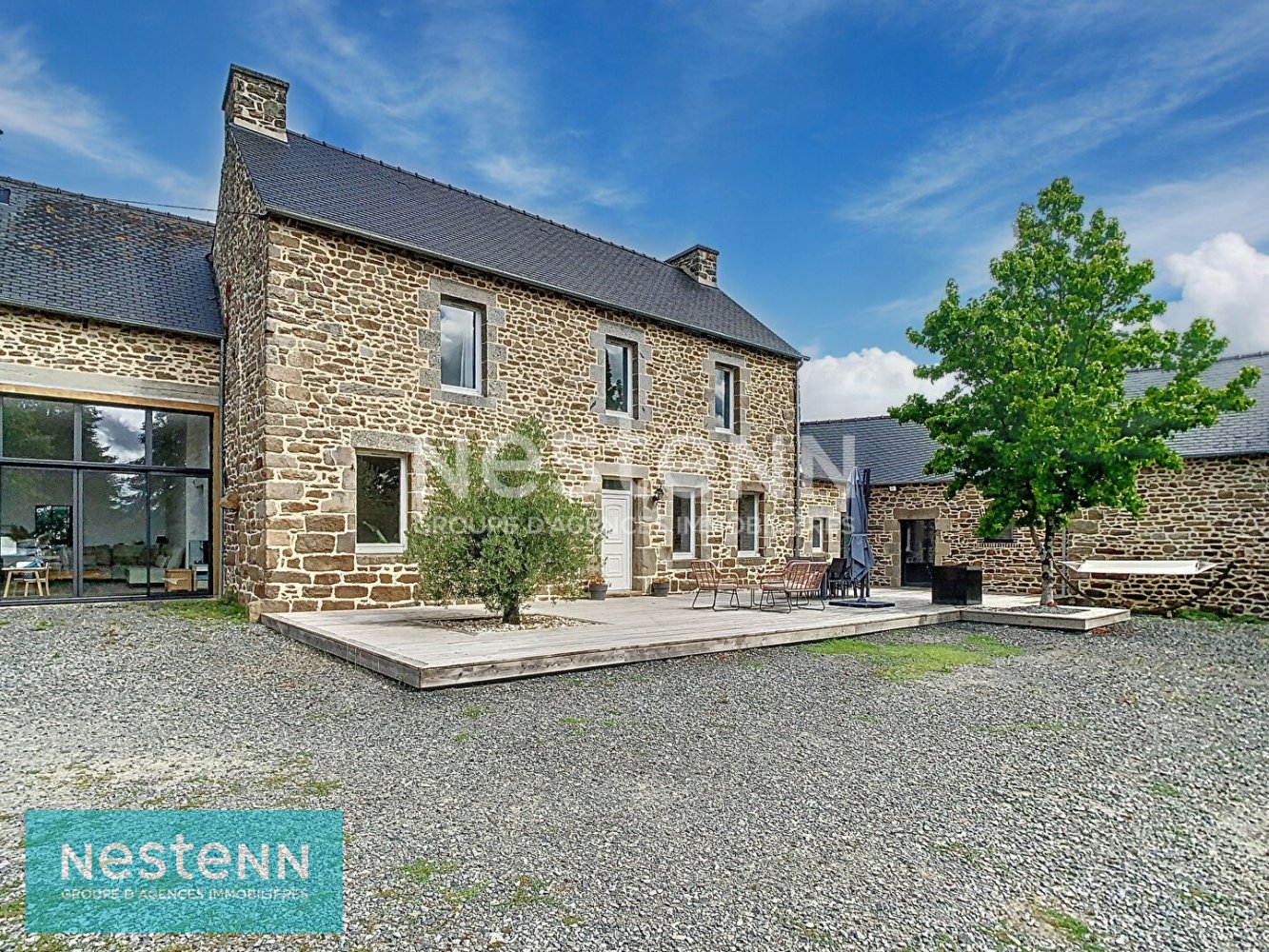 4 bedrooms House in Quintin, France No. 278449