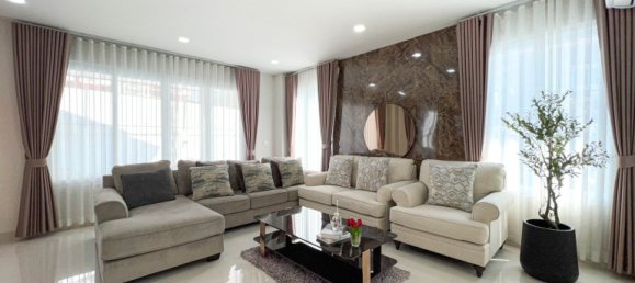 4 chambres house à vendre à Pattaya, Chonburi, Eastern Thailand, Thailand № 82637 21