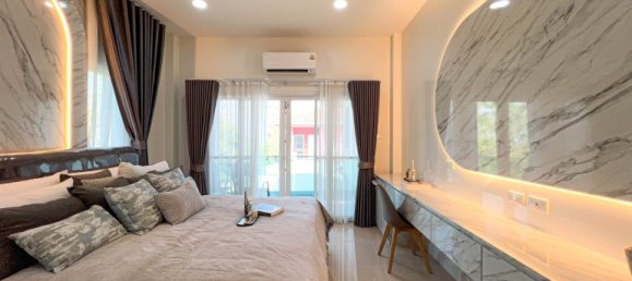 4 chambres house à vendre à Pattaya, Chonburi, Eastern Thailand, Thailand № 82637 16