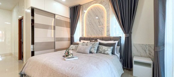 4 chambres house à vendre à Pattaya, Chonburi, Eastern Thailand, Thailand № 82637 13