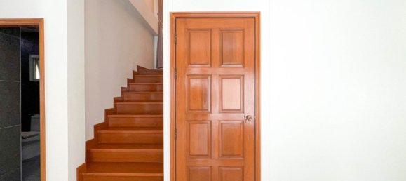 4 chambres house à vendre à Pattaya, Chonburi, Eastern Thailand, Thailand № 82637 20