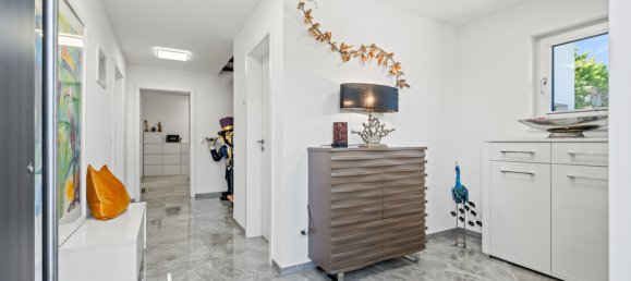 5 rooms House in Ravensburg, Germany No. 222128 4