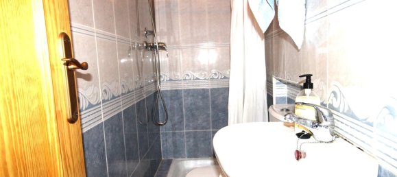 Apartamento de 3 dormitorios en Los Montesinos, Spain No. 182946 28