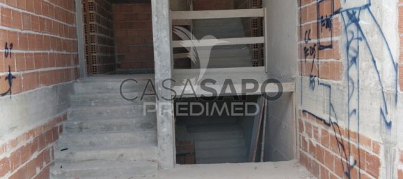 2 Schlafzimmer Doppelhaus in Corroios, Portugal, Nr. 238978 8