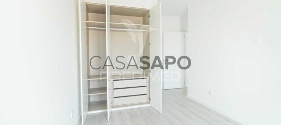 2 Schlafzimmer Doppelhaus in Corroios, Portugal, Nr. 238978 3