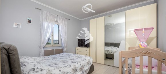 3-Zimmer Wohnung in Rome, Italy, Nr. 63355 8