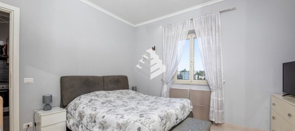 3-Zimmer Wohnung in Rome, Italy, Nr. 63355 7