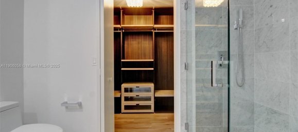 3 Schlafzimmer Gewerbliche Immobilien in Miami, USA, Nr. 614755 13