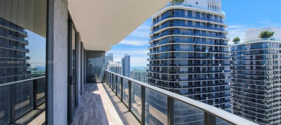3 Schlafzimmer Gewerbliche Immobilien in Miami, USA, Nr. 614755 28