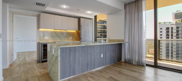 3 Schlafzimmer Gewerbliche Immobilien in Miami, USA, Nr. 614755 20