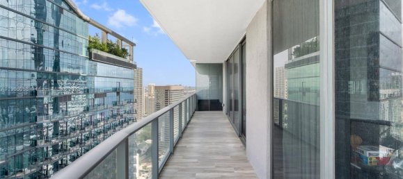 3 Schlafzimmer Gewerbliche Immobilien in Miami, USA, Nr. 614755 9