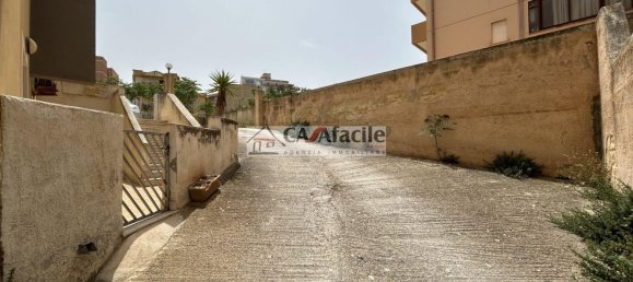 5 rooms Apartment in Marsala, Italy No. 72084 21