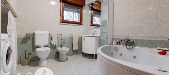 6 rooms House in Cesena, Italy No. 144873 20