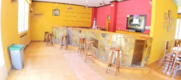 Квартира с 4 спальнями в Леон, Испания № 70460 36