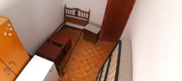 Квартира с 4 спальнями в Леон, Испания № 70460 18