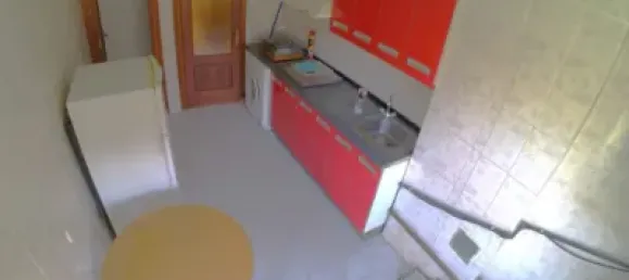 Квартира с 4 спальнями в Леон, Испания № 70460 3