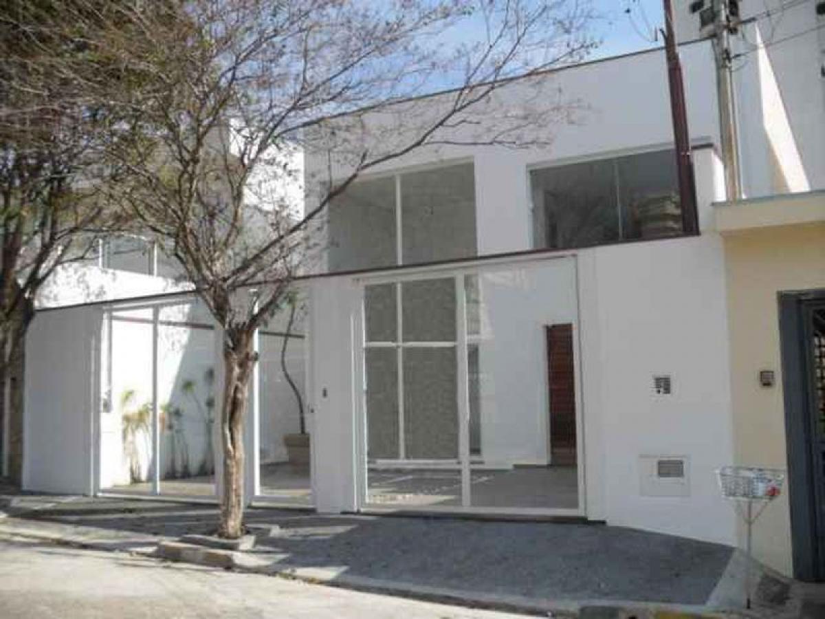 Casa de 4 dormitorios en Sao Paulo, Brazil No. 432914