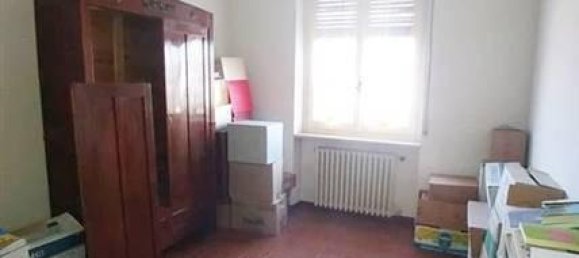 6 rooms House in Sale, Italy No. 28839 8