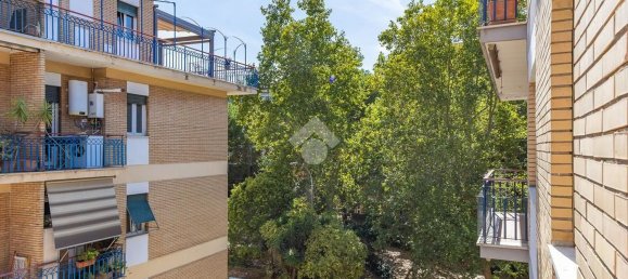 2 Schlafzimmer Wohnung in Rome, Italy, Nr. 356961 27