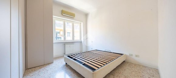 2 Schlafzimmer Wohnung in Rome, Italy, Nr. 356961 12