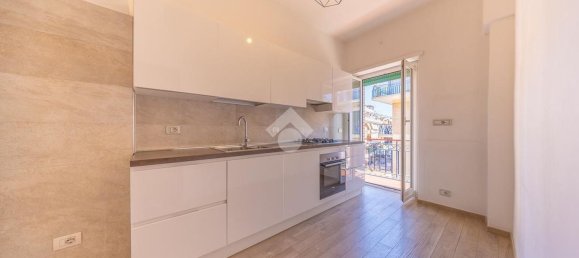 2 Schlafzimmer Wohnung in Rome, Italy, Nr. 356961 22