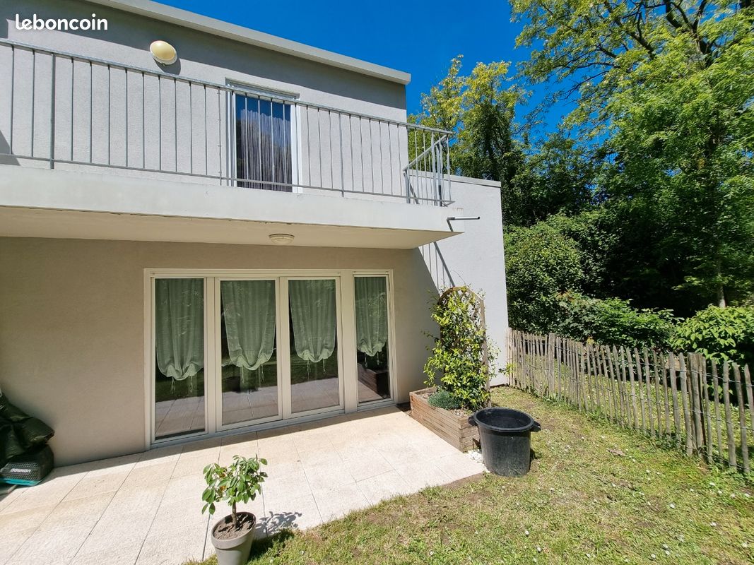 2 Schlafzimmer Wohnung in Reze, France, Nr. 340652