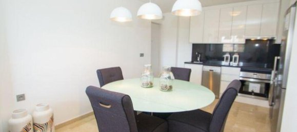 Apartamento de 2 dormitorios en Alicante, Spain No. 117379 17