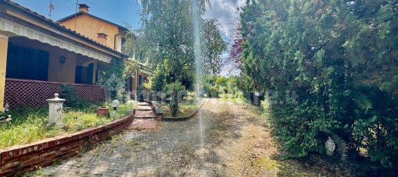 4 bedrooms Apartment in Salmour, Italy No. 281900 3