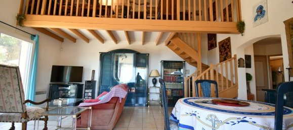 2 bedrooms Villa in Roquebrune-sur-Argens, France No. 298044 5