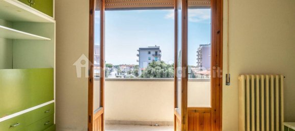 Apartamento de 2 dormitorios en Rosignano Marittimo, Italy No. 262596 11