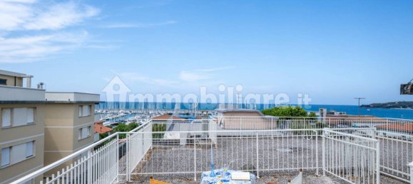 Apartamento de 2 dormitorios en Rosignano Marittimo, Italy No. 262596 6