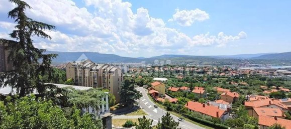 3 bedrooms Apartment in Trieste, Italy No. 292121 2