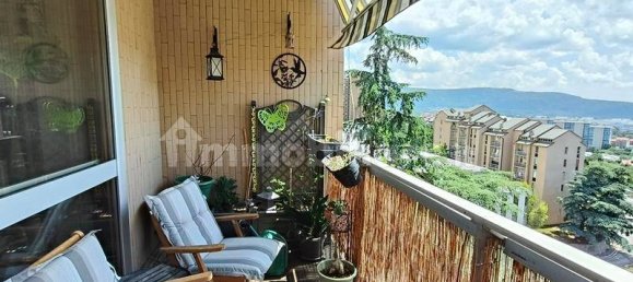 3 bedrooms Apartment in Trieste, Italy No. 292121 3