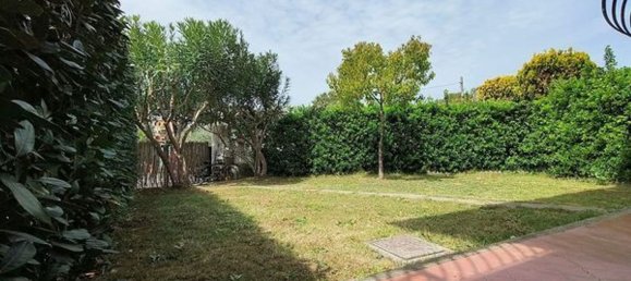 3 bedrooms Villa in Fondi, Italy No. 337032 10