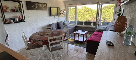Studio in La Seyne-sur-Mer, France No. 337884 2