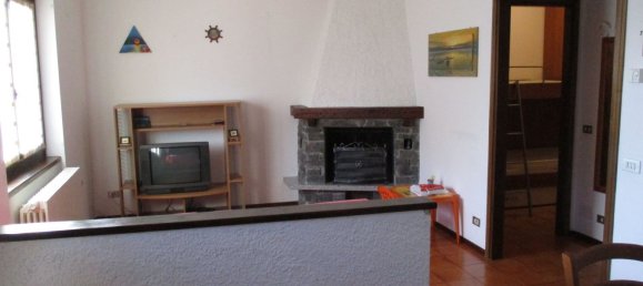 Квартира с 3 комнатами в Вальварроне, Италия № 254507 8