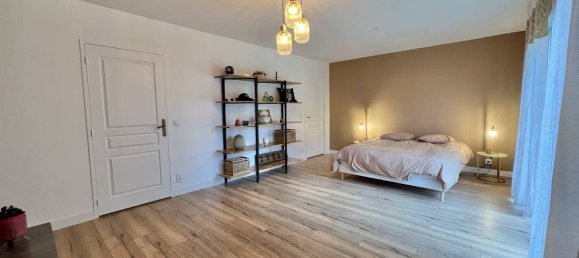 5 bedrooms House in Orvault, France No. 201971 8