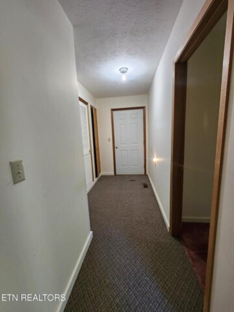 3 bedrooms House in La Follette, USA No. 398701