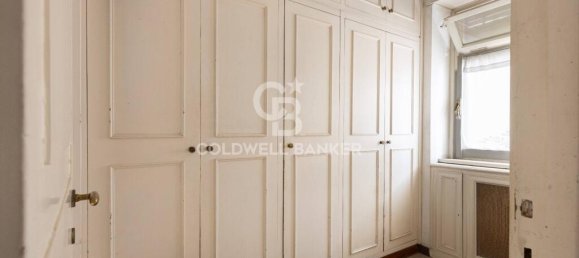 3 bedrooms Apartment in Rome, Italy No. 53111 10