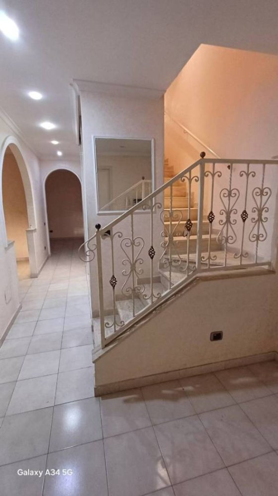 Apartamento de 3 dormitorios en Rome, Italy No. 322526