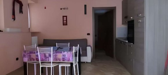 Квартира с 2 комнатами в Варци, Италия № 109448 7