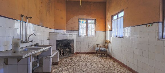 3 bedrooms House in Castanheira de Pera, Portugal No. 17329 15