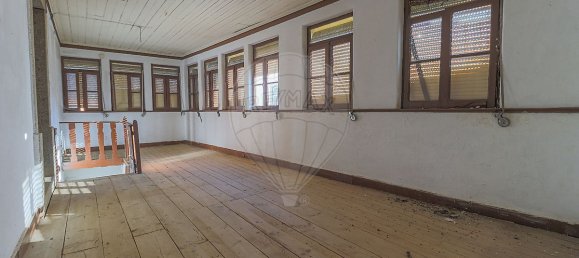 3 bedrooms House in Castanheira de Pera, Portugal No. 17329 6